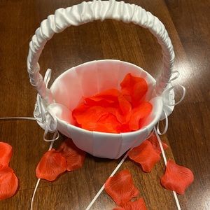 Ivory flower girl basket w/ petals